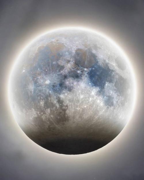 Астрофотограф собрал невероятное фото луны и Юпитера из 240 000 кадров. 01