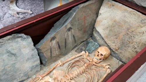 Загадка 5-тысячелетних рисунков из Сибири, изображающих странных существ. 02 Загадка 5-тысячелетних рисунков из Сибири, изображающих странных существ. 02