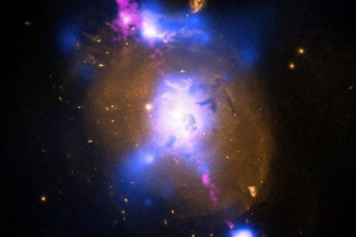 Астрономы нашли способ проверить, не изменилась ли скорость света. Астрономы нашли способ проверить, не изменилась ли скорость света.