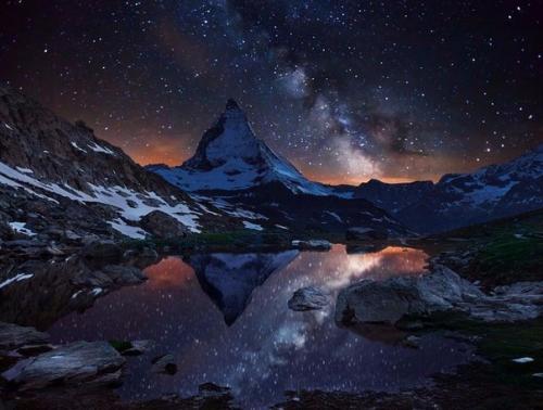 Фантастические снимки млечного пути - из разных точек нашей планеты. 03