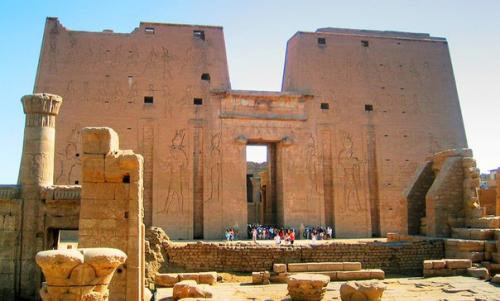 Мегалиты свои энергетические поля создают. 02