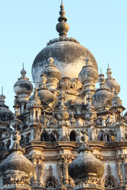 Махабат макбара. Сказочный дворец - мавзолей махабат макбара по праву считается одной из наиболее сохранившихся тайн Индии. 08