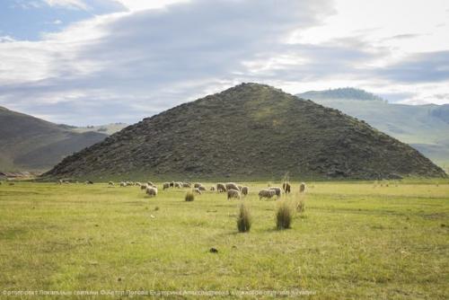 Гора ёрд в иркутской области. 
