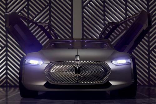 Renault показала оригинальный концепт - кар Coupe Corbusier. 03