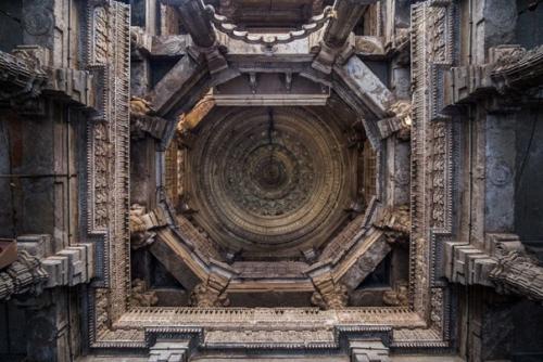 Махабат макбара. Сказочный дворец - мавзолей махабат макбара по праву считается одной из наиболее сохранившихся тайн Индии. 02