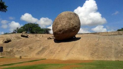 Загадочный камень небесного бога в махабалипурам. 02