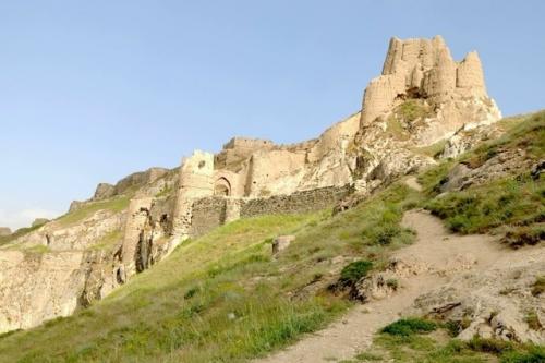 Тушпа. Тушпа - древний город, столица государства урарту периода его расцвета. 01