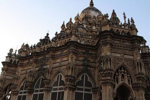 Махабат макбара. Сказочный дворец - мавзолей махабат макбара по праву считается одной из наиболее сохранившихся тайн Индии. 04