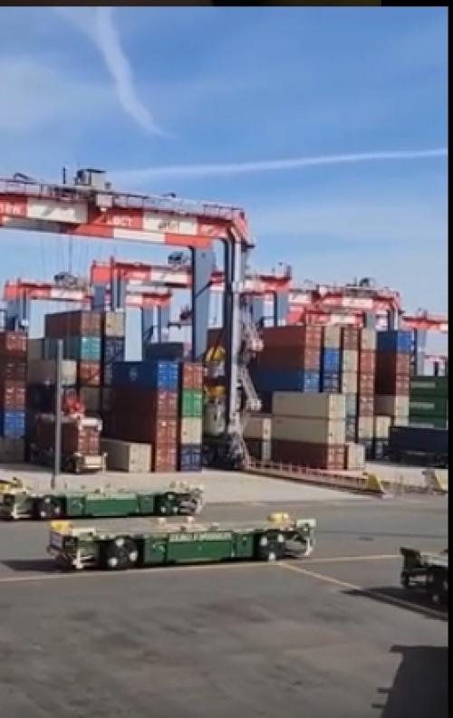 Автоматизированный терминал для контейнеров в Роттердаме. 01