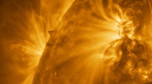 Зонд Solar Orbiter сфотографировал солнце с самого близкого расстояния в истории. 01