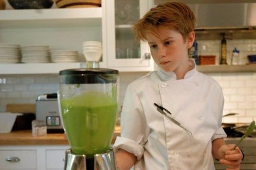 Согласно семейной легенде, флинн макгарри начал готовить на всю семью еще в 11 лет, потому что ему не нравилась готовка мамы. 06