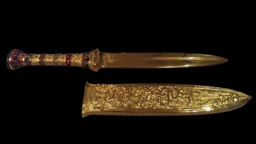Космические кинжалы: загадка гробницы тутанхамона. 02 Космические кинжалы: загадка гробницы тутанхамона. 02