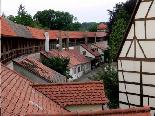 Круглый город в метеоритном кратере. 05