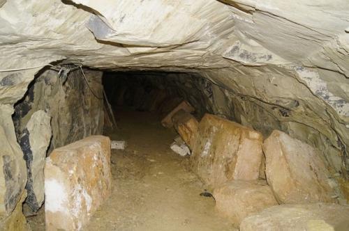 Странная египетская гробница, потолок которой выполнен в форме современных труб. 06 Странная египетская гробница, потолок которой выполнен в форме современных труб. 06