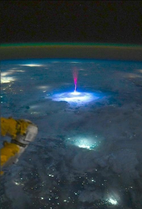 Это не графика, а реальные кадры с мкс. 02