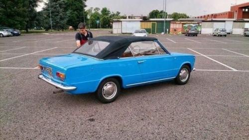 Кабриолет Fiat 124 с 4 Touring Superleggera. 03