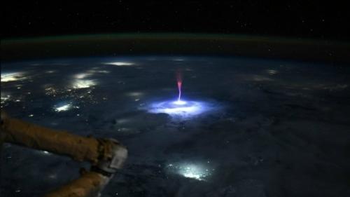 Это не графика, а реальные кадры с мкс. 01