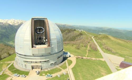 Скоро мы запустим проект Эволюция: от микробов до границ вселенной. 04
