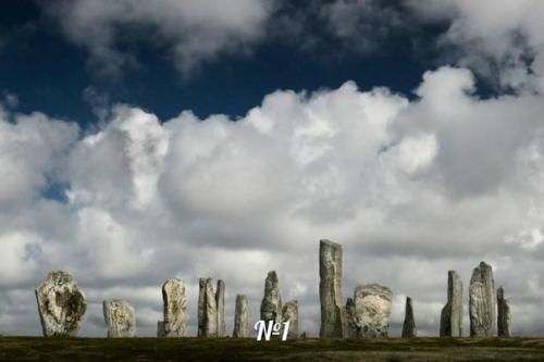 Знаменитый стоунхендж в Англии манит и будоражит умы.  