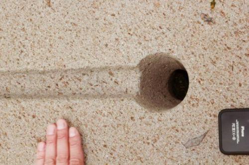 В 70 километрах к Западу от Ла-паса высоко в Андах на высоте 3600 метров над уровнем моря, находятся руины пума - пунку. 04 В 70 километрах к Западу от Ла-паса высоко в Андах на высоте 3600 метров над уровнем моря, находятся руины пума - пунку. 04