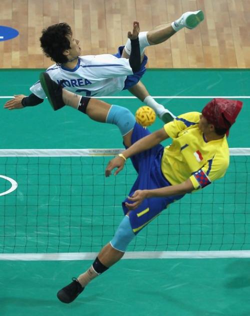 Сепак - такро.  Да, это такой спорт! 03