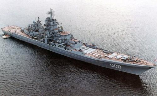 Этот красавец - один из самых больших в мире военных кораблей, не относящихся к классу авианосцев.