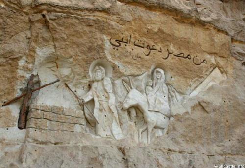 Гора муккатам: пещерный храм напротив пирамид. 04 Гора муккатам: пещерный храм напротив пирамид. 04