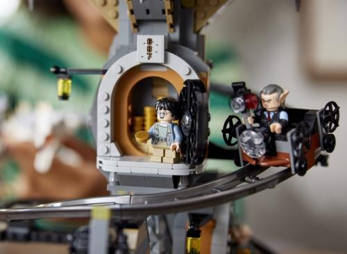 Лего анонсировал огромный набор по банку Гринготтс из гарри Поттера. 06