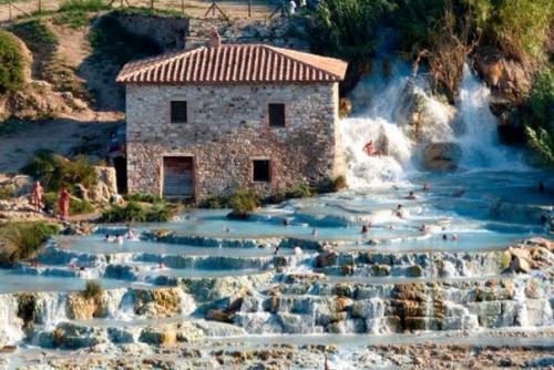 Фантастическая красота термов сатурнии: голубая лагуна, как рай на земле. 01 Фантастическая красота термов сатурнии: голубая лагуна, как рай на земле. 01