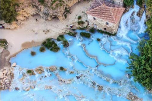 Фантастическая красота термов сатурнии: голубая лагуна, как рай на земле. 02 Фантастическая красота термов сатурнии: голубая лагуна, как рай на земле. 02