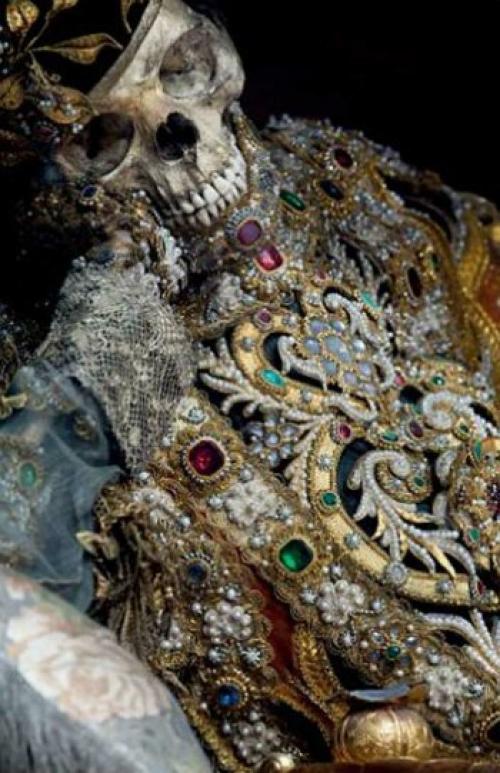 Драгоценные святыни Ватикана. 02