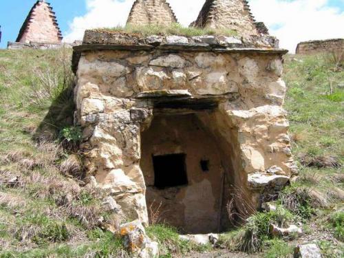 Город мертвых Северная Осетия. Тайны города мертвых, северная Осетия.