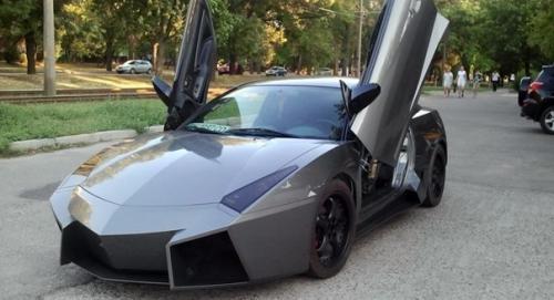 Сказочное перевоплощение.  Одессит Александр, из своей Mitsubishi Eclipse (2003 года) сделал Lamborghini Reventon. 06