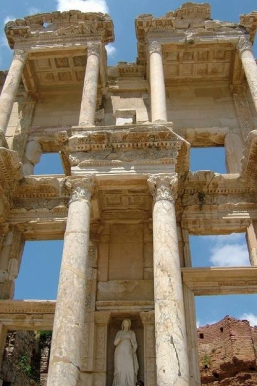 Невероятная античная библиотека в эфесе (Турция). 02