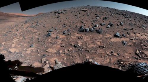 Марсоход Curiosity добрался на красной планете до хребта, где вода оставила скопление обломков. 01