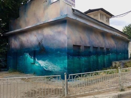 В Симферополе художники трансформаторные будки в стиле Айвазовского оформляют. 01