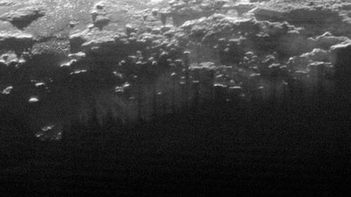 Фото дня.  New Horizons передал панорамные снимки Плутона. 01