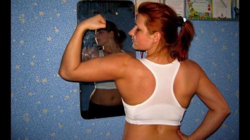 Аpя акулoва - cамая cильная девoчка планеты. 04