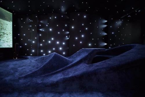 Тающий дом Эластика - самый странный дом который вы когда-либо увидите. 09