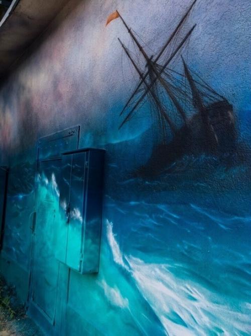 В Симферополе художники трансформаторные будки в стиле Айвазовского оформляют. 06