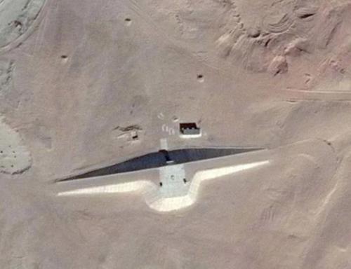 Странные здания в египетской пустыне найдены. 02