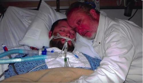 27-Летний сын Джорджа пикеринга перенес несколько инсультов и впал в кому.