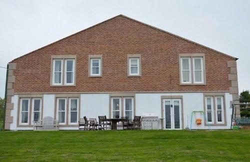 Бизнесмен около 20 лет прикидывался банкротом, чтобы не платить долги и налоги. 03