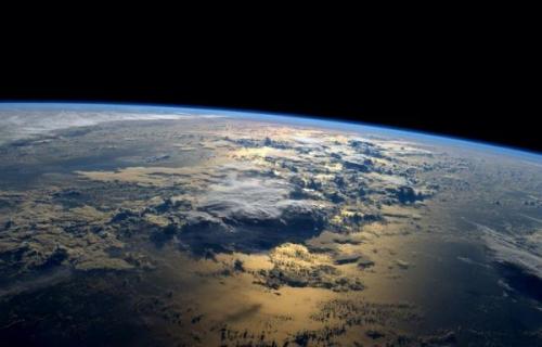 Российские ученые модель движения космического мусора разработали. 
