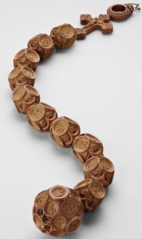 Самшитовые миниатюры 16 века, которые можно разглядеть только с помощью микроскопа. 06