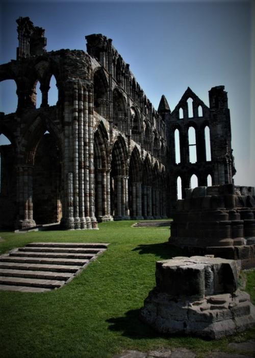 Аббатство уитби - одно из самых страшных мест в Великобритании. 03