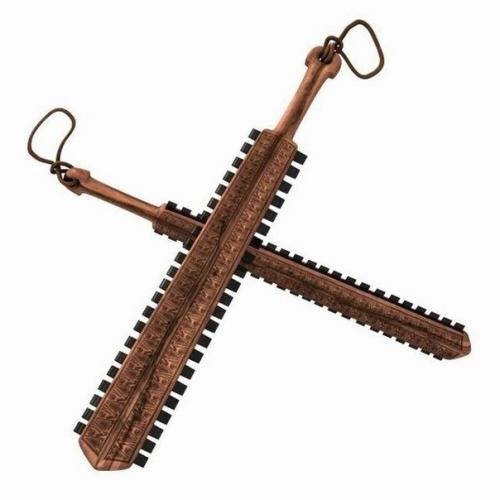 Макуауитль - оружие ацтеков, напоминающее меч.