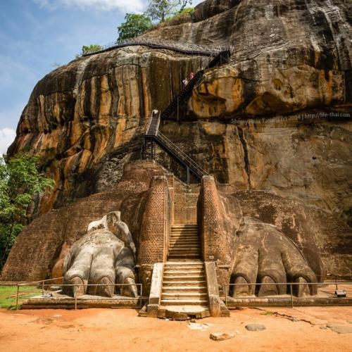 Легенда о Львиной Скале. 04 Легенда о Львиной Скале. 04