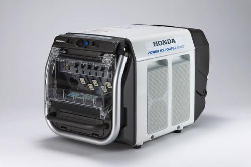 Водородный Седан Honda Clarity Fuel Cell в Токио представлен. 01