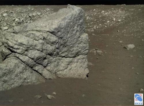 Фотографии с обратной стороны луны. 03